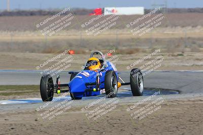 media/Feb-19-2022-Cal Club SCCA Super Tour (Sat) [[420969159b]]/Group 3/Race (Grapevine)/